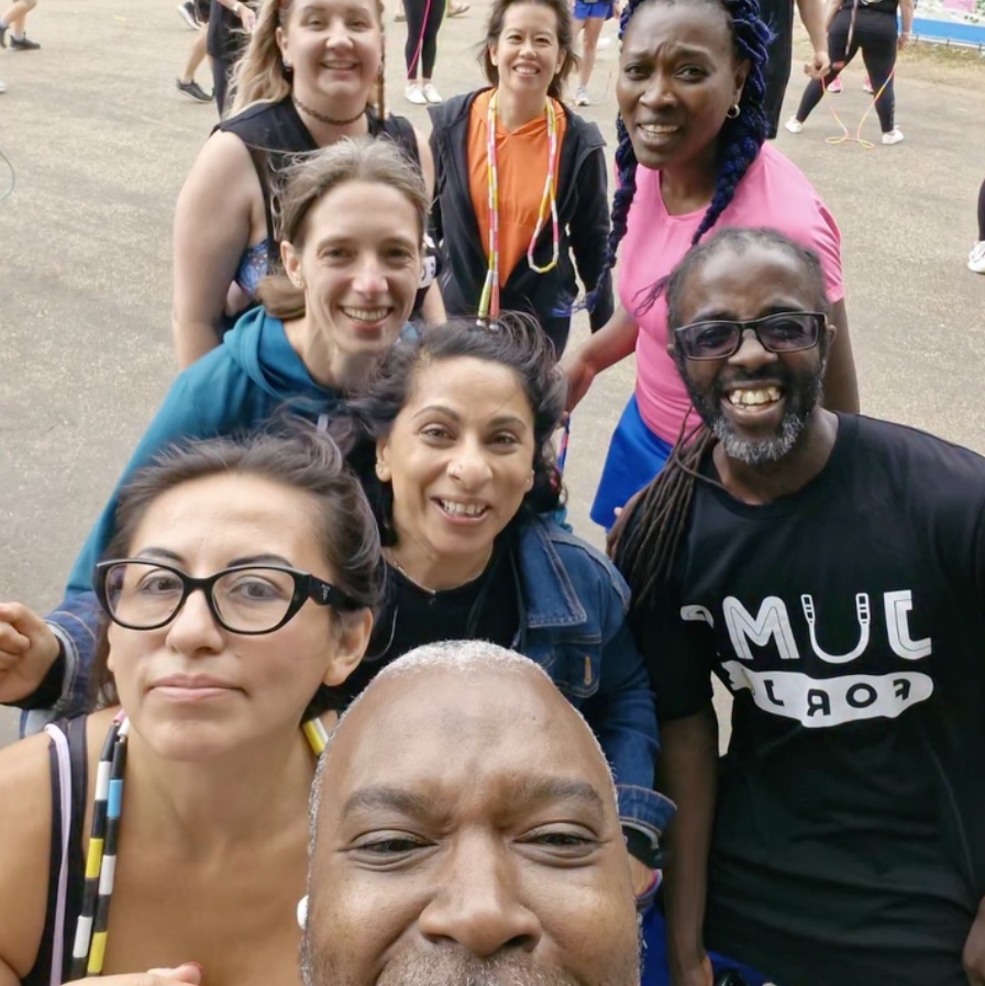 Darren Johnson (@_onebadleg_) with skipping friends at the July 5th Jump Rope Meetup in London, organized by Jump Rope Coach Chris.