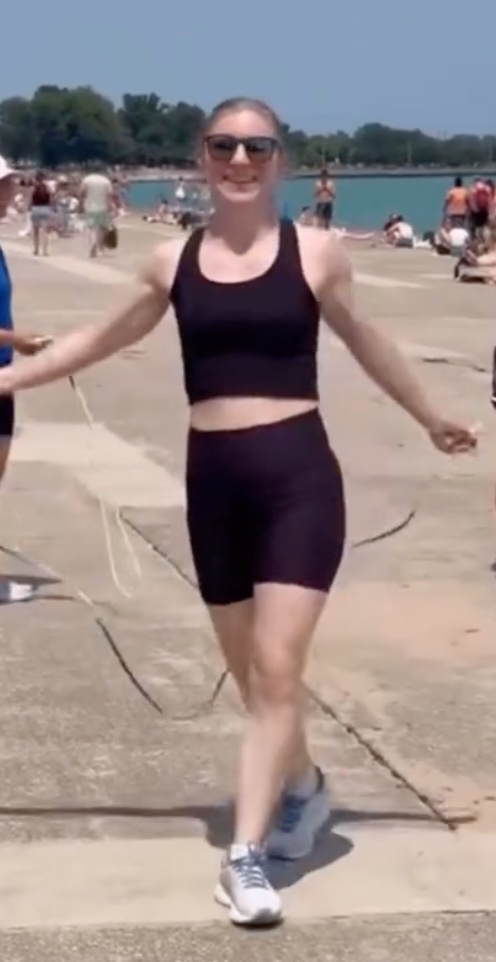 Tracy Gajewski (@tracyjumps2.0 on Instagram) at the Chicago Jump Rope Meetup